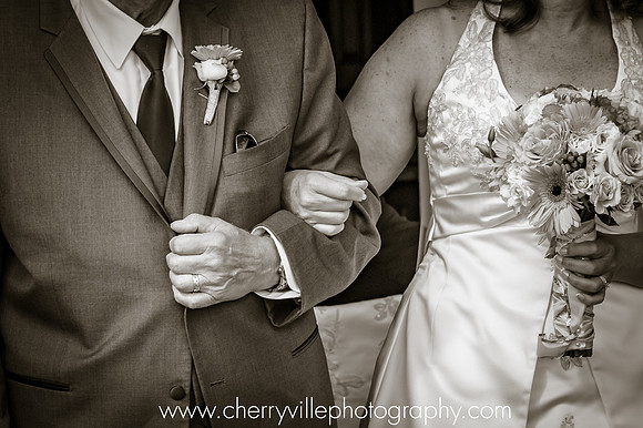 #BeaverBrookCC #NJWedding #CherryvillePhotography cherryville-photography-clinton-hunterdon-county-NJ-wedding-photographer2154
