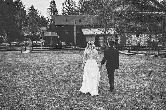 #CherryvillePhotography #NJWeddingPhotographer #JacksBarn75