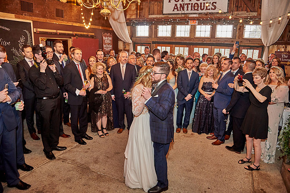 #CherryvillePhotography #NJWeddingPhotographer #JacksBarn82