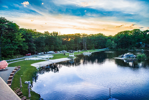 46,clinton-hunterdon-county-NJ-wedding-photographer, cute-sweet--fun-must-have-bride-groom-picture-cherryville-photography-rock-island-lake-club