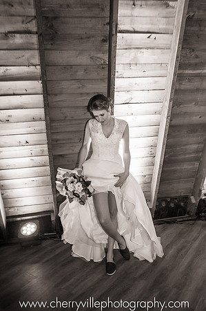 #PeronaFarm #CherryvillePhotography #NJWedding  #NJWedding #CherryvillePhotography cherryville-photography-clinton-hunterdon-county-NJ-wedding-photographer1371