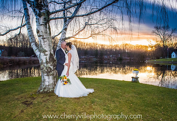 #PeronaFarm #CherryvillePhotography #NJWedding  #NJWedding #CherryvillePhotography cherryville-photography-clinton-hunterdon-county-NJ-wedding-photographer1362