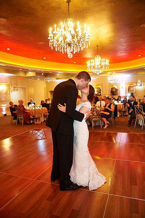 #TheFarmhouse #GrandColonial #MountSaintMarys #NJWedding #CherryvillePhotography cherryville-photography-clinton-hunterdon-county-NJ-wedding-photographer1300