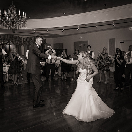 15cherryville-photography-clinton-hunterdon-county-NJ-wedding-photographer, cute-sweet--fun-must-have-bride-groom-picture-the-farmhouse-at-the-grand-colonial20