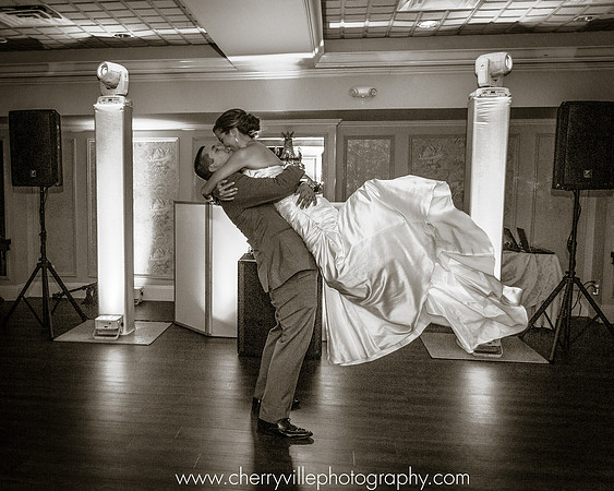 #OldeMillInn #NJWedding #CherryvillePhotography cherryville-photography-clinton-hunterdon-county-NJ-wedding-photographer29