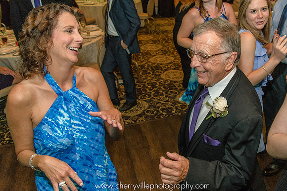 #OldeMillInn #NJWedding #CherryvillePhotography cherryville-photography-clinton-hunterdon-county-NJ-wedding-photographer35