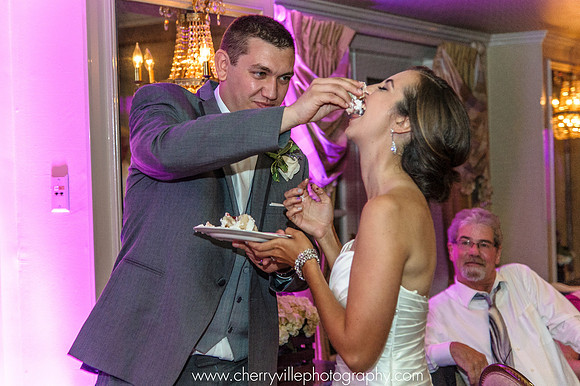 #OldeMillInn #NJWedding #CherryvillePhotography cherryville-photography-clinton-hunterdon-county-NJ-wedding-photographer42
