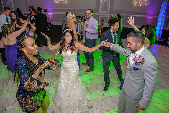 #NJWedding #WilshireGrandHotel #CherryvillePhotography, cherryville-photography-clinton-hunterdon-county-NJ-wedding-photographer, cute-sweet-fun-must-have-bride-groom-picture-the-wilshire-grand-hotel5