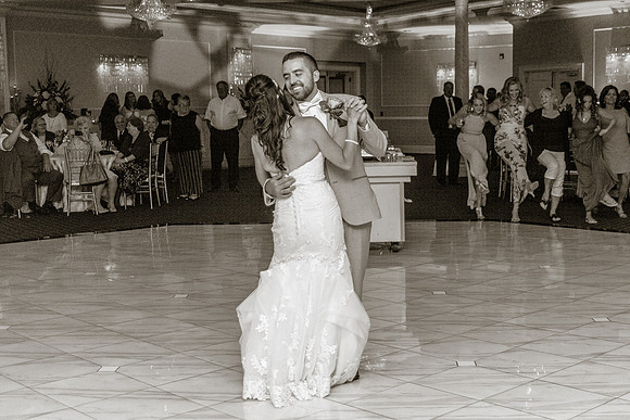 #NJWedding #WilshireGrandHotel #CherryvillePhotography, cherryville-photography-clinton-hunterdon-county-NJ-wedding-photographer, cute-sweet-fun-must-have-bride-groom-picture-the-wilshire-grand-hotel5