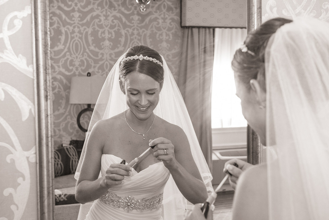 cherryville-photography-clinton-hunterdon-county-NJ-wedding-photographer, cute-sweet--fun-must-have-bride-groom-picture-molly-pitcher-inn