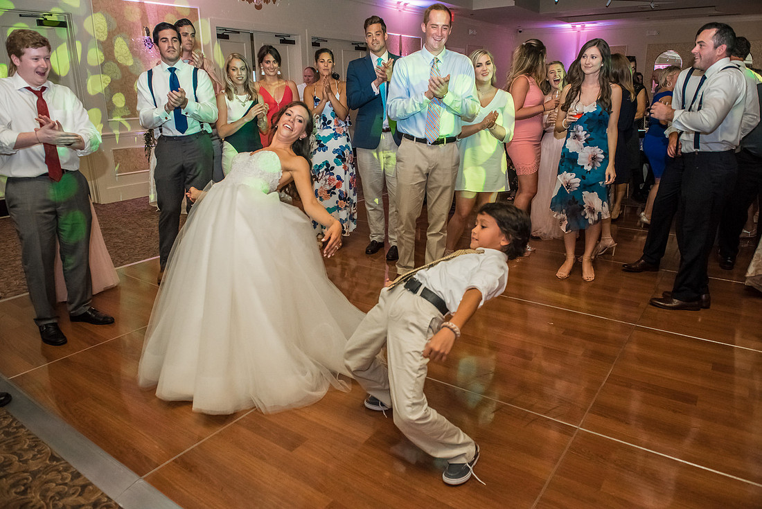 4,#NJWedding #CherryvillePhotography cherryville-photography-clinton-hunterdon-county-NJ-wedding-photographer, cute-sweet--fun-must-have-bride-groom-picture-farmhouse-at-the-grand-colonial-immaculate-