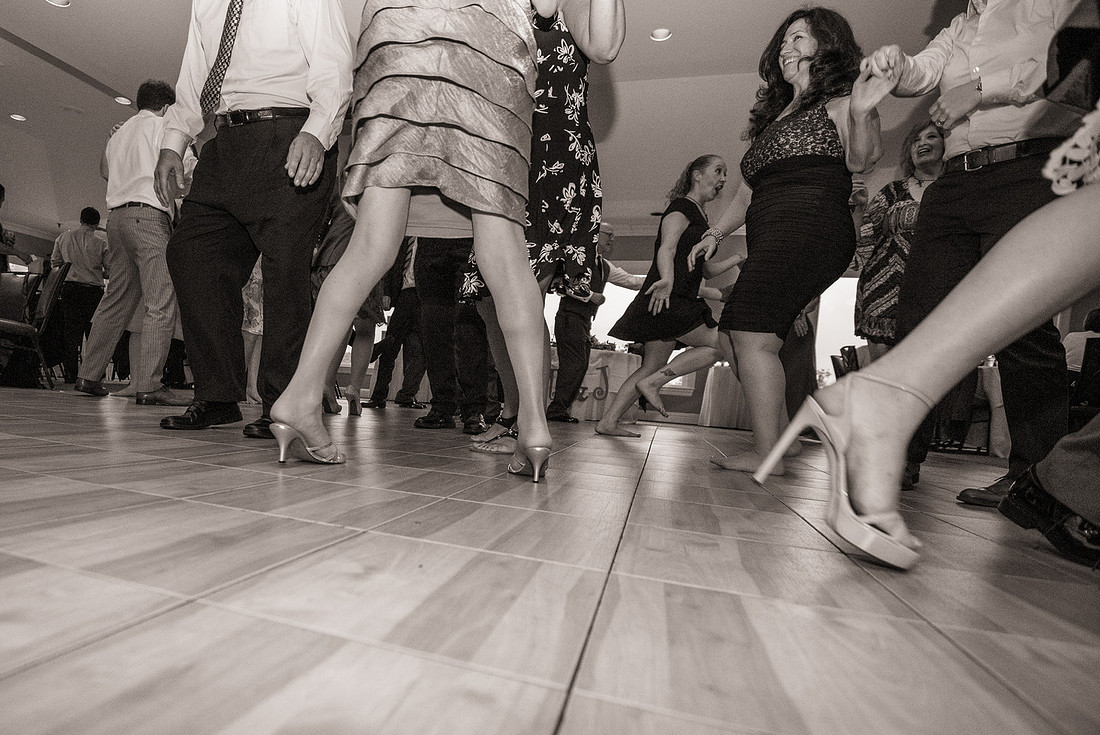 1,clinton-hunterdon-county-NJ-wedding-photographer, cute-sweet--fun-must-have-bride-groom-picture-beaver-brook-cc-cherryville-photography