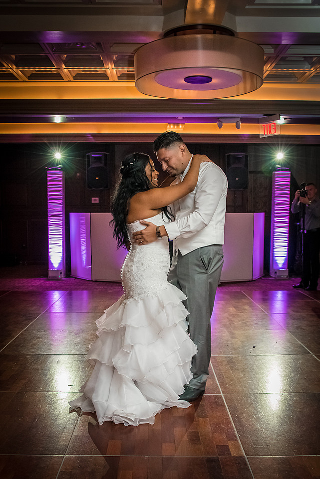 1,cherryville-photography-clinton-hunterdon-county-NJ-wedding-photographer, cute-sweet--fun-must-have-bride-groom-picture-the-imperia