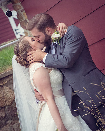17,clinton-hunterdon-county-NJ-wedding-photographer, cute-sweet--fun-must-have-bride-groom-picture-beaver-brook-cc-cherryville-photography