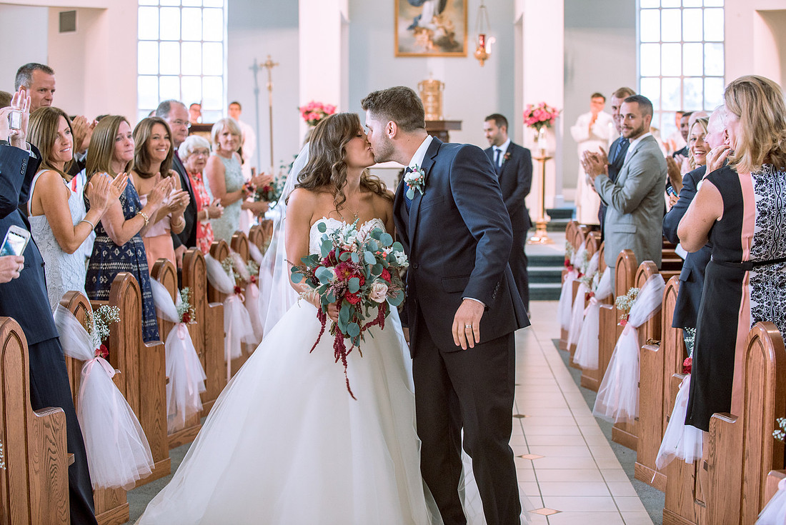 4,#NJWedding #CherryvillePhotography cherryville-photography-clinton-hunterdon-county-NJ-wedding-photographer, cute-sweet--fun-must-have-bride-groom-picture-farmhouse-at-the-grand-colonial-immaculate-