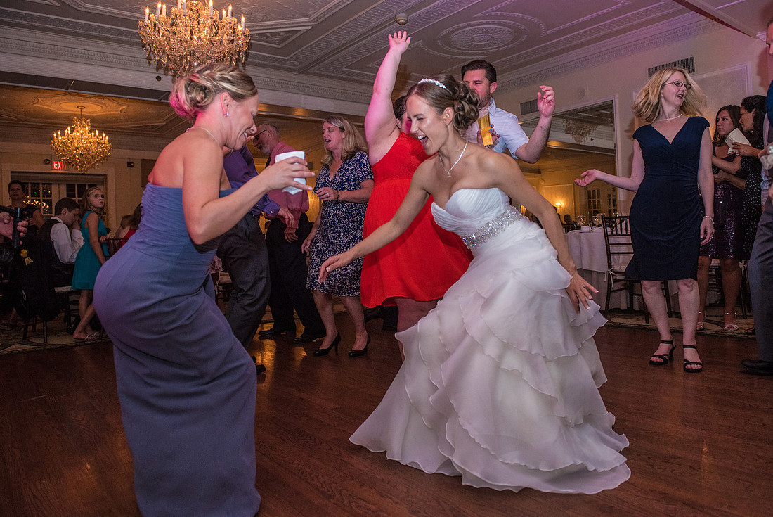 cherryville-photography-clinton-hunterdon-county-NJ-wedding-photographer, cute-sweet--fun-must-have-bride-groom-picture-molly-pitcher-inn