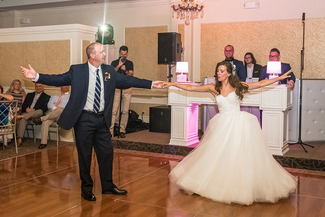 4,#NJWedding #CherryvillePhotography cherryville-photography-clinton-hunterdon-county-NJ-wedding-photographer, cute-sweet--fun-must-have-bride-groom-picture-farmhouse-at-the-grand-colonial-immaculate-