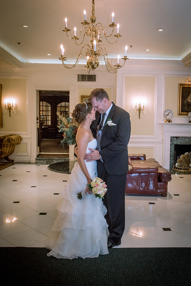 cherryville-photography-clinton-hunterdon-county-NJ-wedding-photographer, cute-sweet--fun-must-have-bride-groom-picture-molly-pitcher-inn
