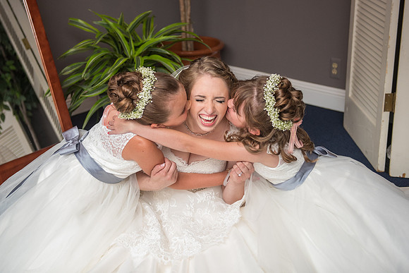 7,clinton-hunterdon-county-NJ-wedding-photographer, cute-sweet--fun-must-have-bride-groom-picture-beaver-brook-cc-cherryville-photography