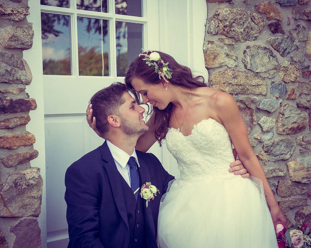 4,#NJWedding #CherryvillePhotography cherryville-photography-clinton-hunterdon-county-NJ-wedding-photographer, cute-sweet--fun-must-have-bride-groom-picture-farmhouse-at-the-grand-colonial-immaculate-