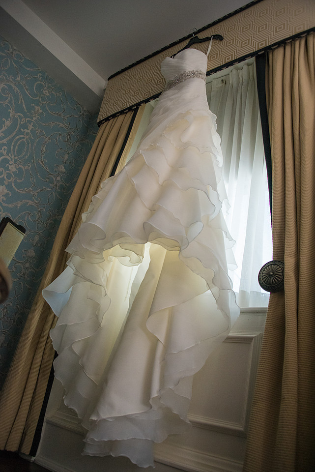 cherryville-photography-clinton-hunterdon-county-NJ-wedding-photographer, cute-sweet--fun-must-have-bride-groom-picture-molly-pitcher-inn